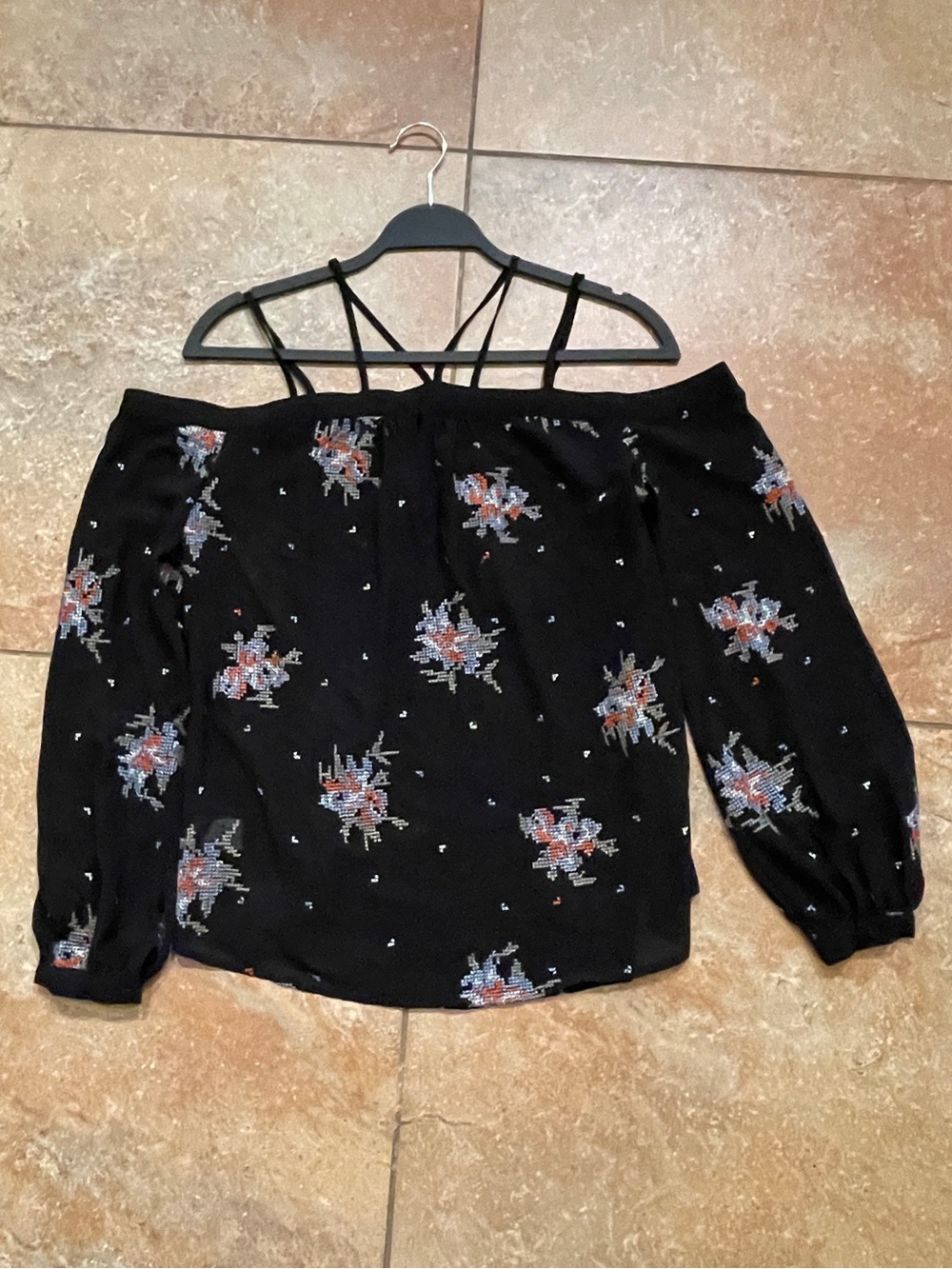 RO & DE Black Floral Long-Sleeve Top Size:XS